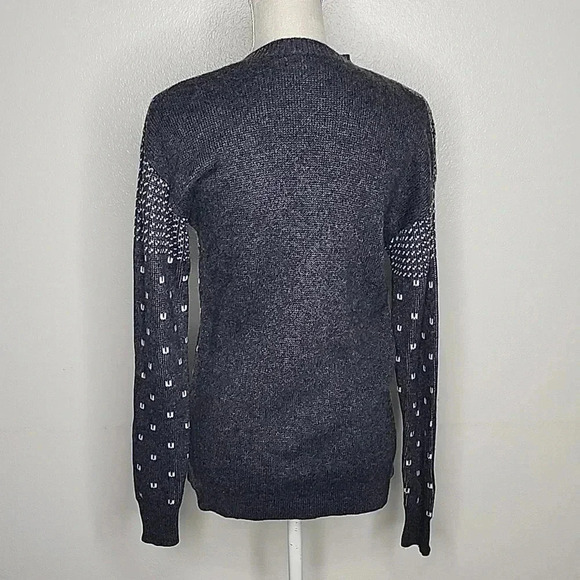 J. Crew Intarsia Reindeer Wool V-neck Sweater size M - Picture 9 of 12